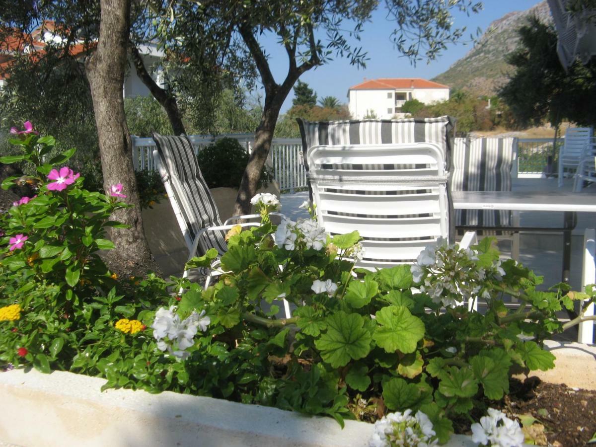 Apartments Tina Brist Exterior photo